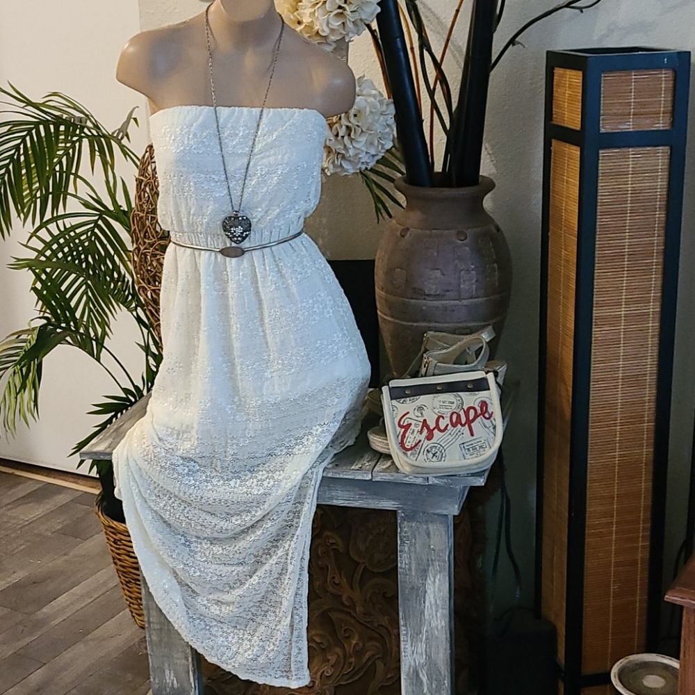 SALE TODAY BEAUTIFUL LACE LONG SMALL DRESS MEDIUM - Picture 3 of 16